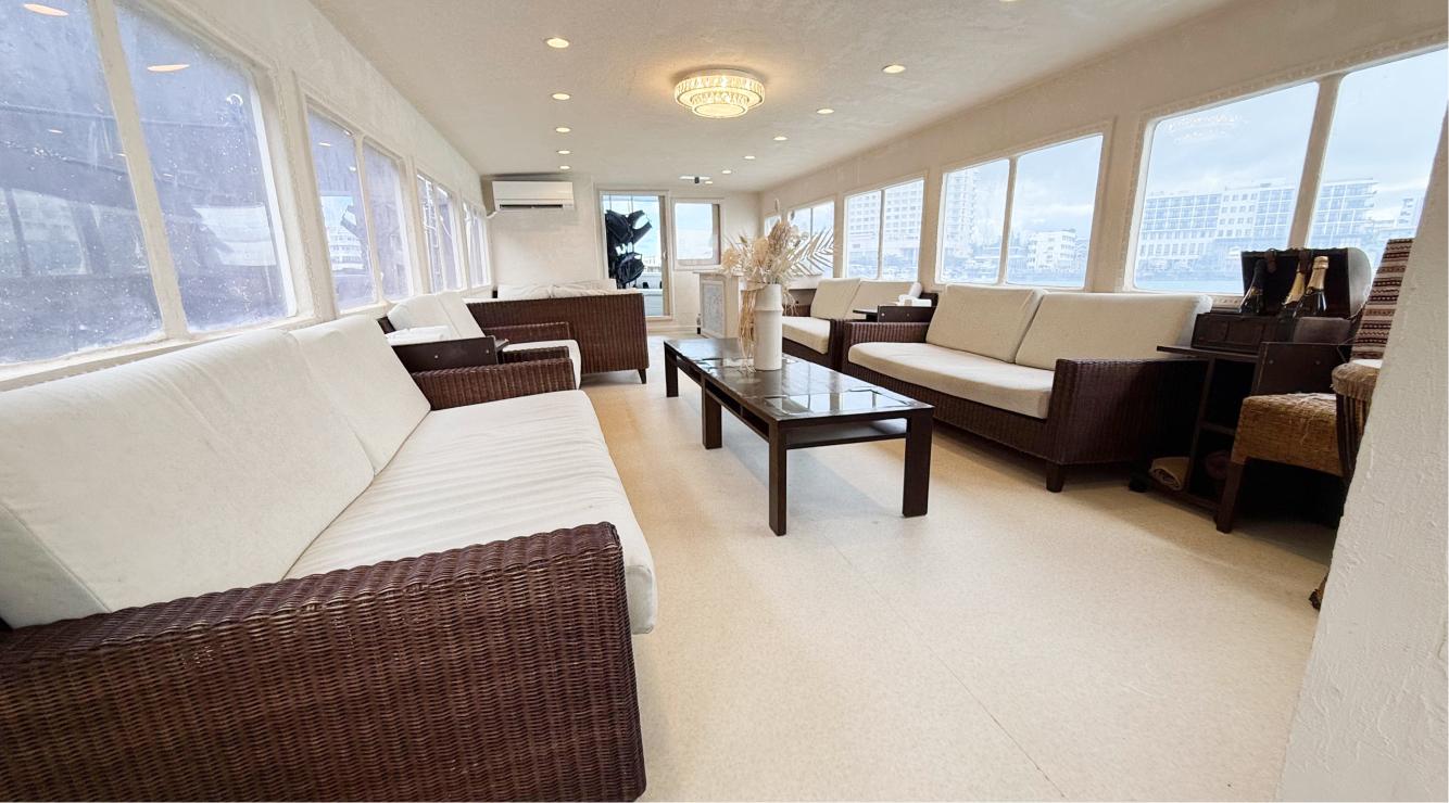 散骨　海　船　クルーザー